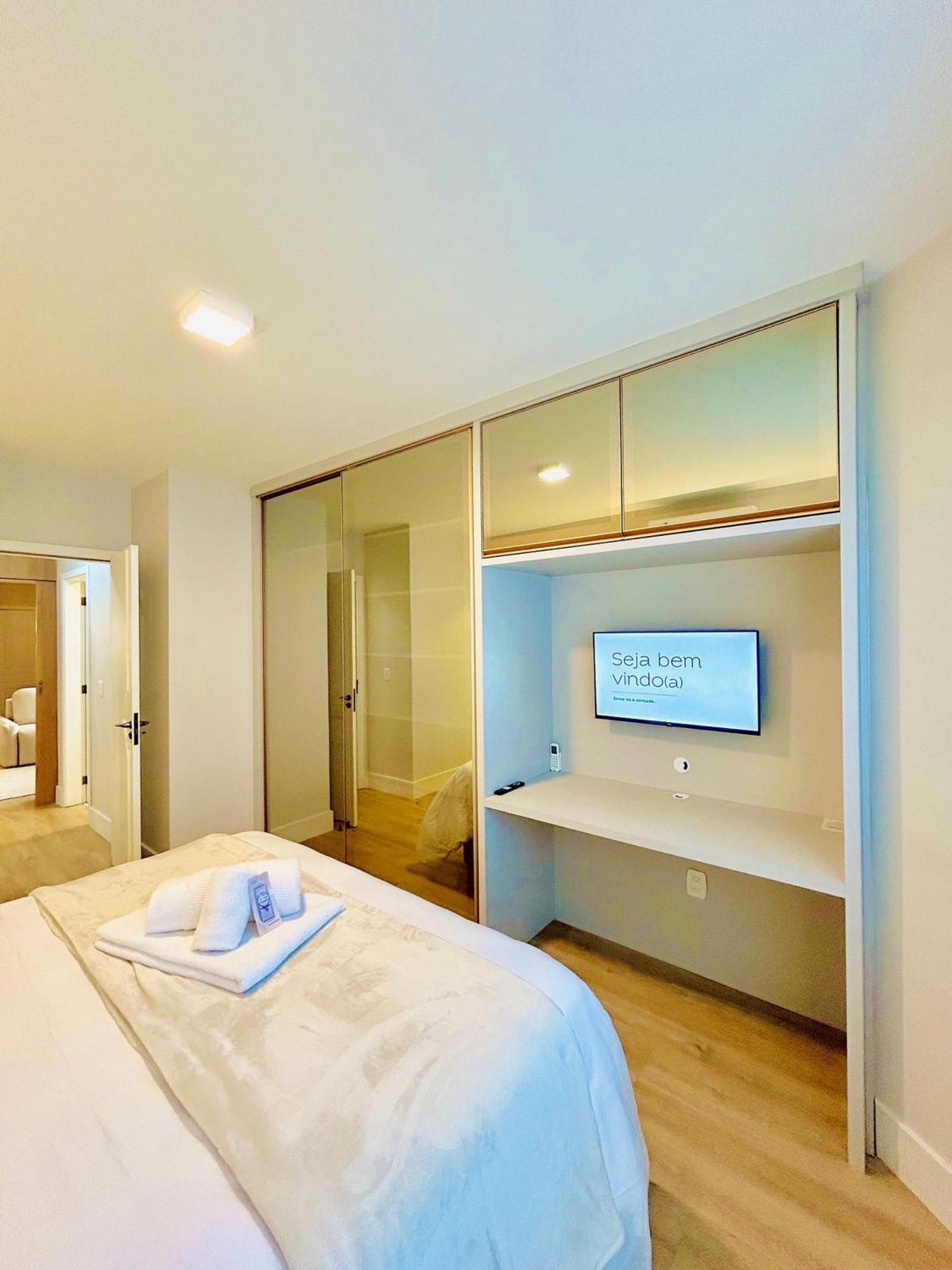 Alto Padrao Lindo No Centro 200Mt Da Rua Coberta Appartement Gramado Buitenkant foto