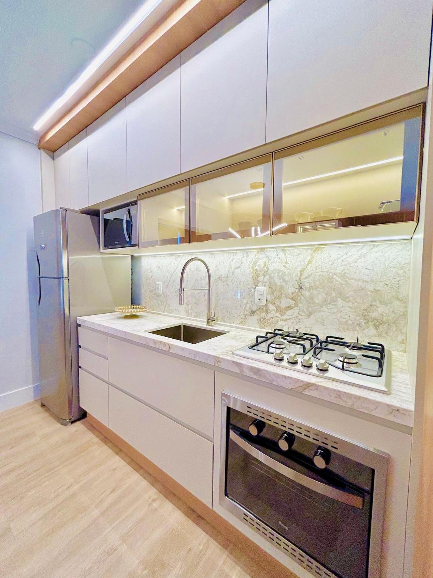 Alto Padrao Lindo No Centro 200Mt Da Rua Coberta Appartement Gramado Buitenkant foto
